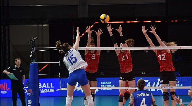 Voleybol&#039;un Kalbi İzmir&#039;de Atacak!