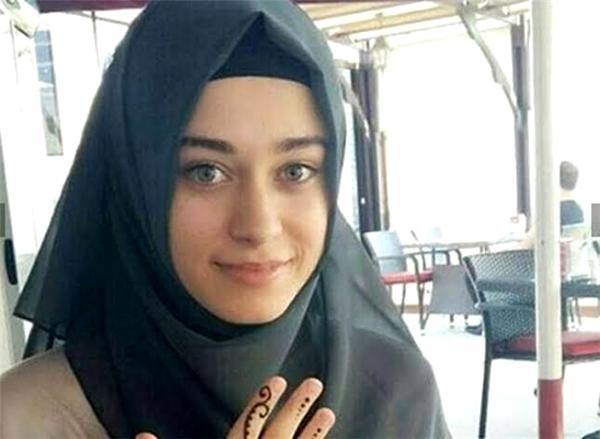 Muhteşem Yüzyıl dizisinde rol alan Fatma Büşra Ayaydın tesettüre girdi