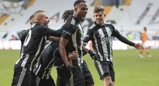 Süper Lig'in 3. Haftasında Beşiktaş evinde Fatih Karagümrük'ü ağırlıyor