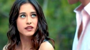 Muhteşem Yüzyıl dizisinde rol alan Fatma Büşra Ayaydın tesettüre girdi