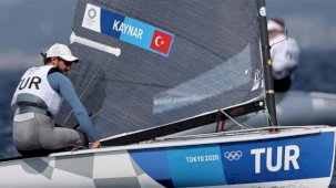 Milli yelkencimiz Alican Kaynar, Tokyo Olimpiyatları'nda salı günü altın madalya için yarışacak