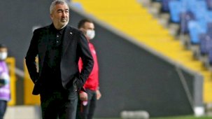 Son Dakika: Adana Demirspor, Teknik Direktör Samet Aybaba ile yolları ayırdı