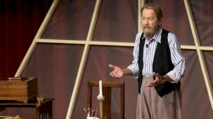 Usta Oyuncu Ferhan Şensoy yaşamını yitirdi