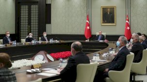 Tüm gözlerin çevrildiği Kabine toplanıyor! Masada kısıtlamalar ve yüz yüze eğitim var