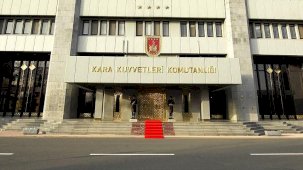 Türk Silahlı Kuvvetlerinde 141 general ve amirale yeni görev