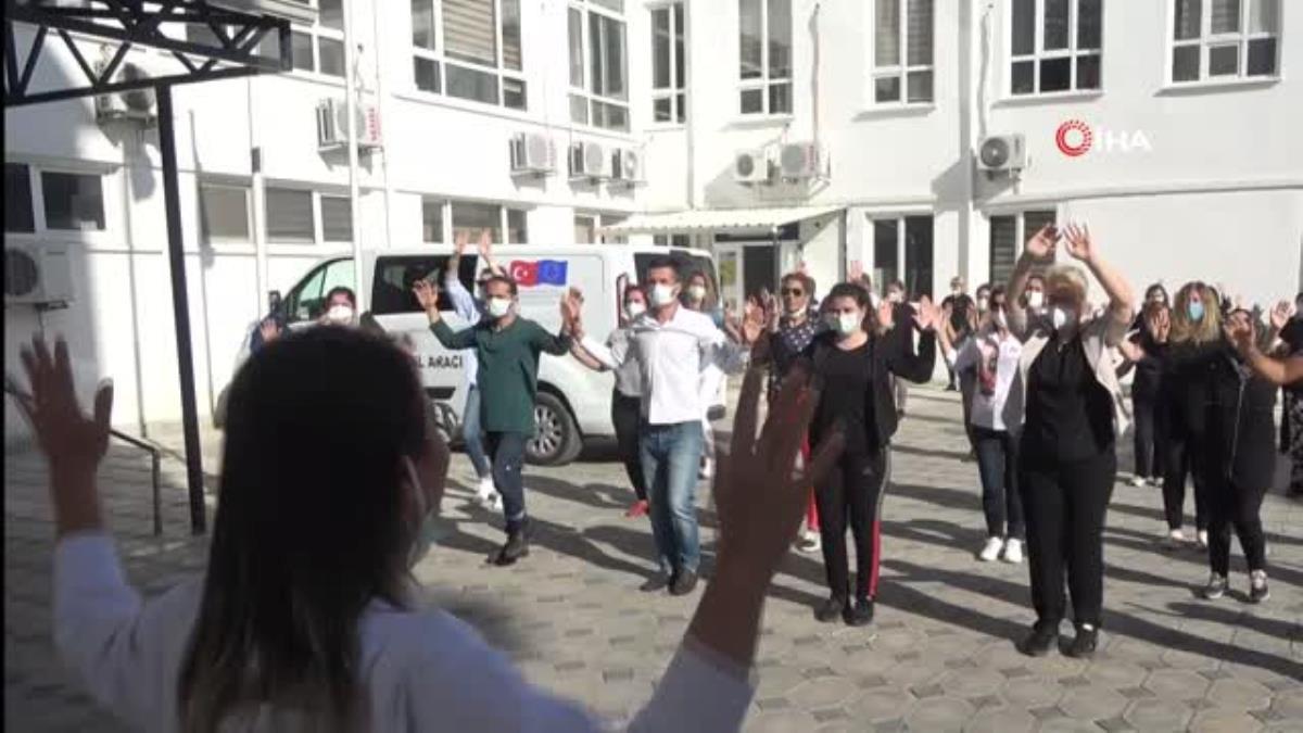 8 Eylül Dünya Fizyoterapistler Günü&#039;nde mesaiye egzersiz yaparak başladılar