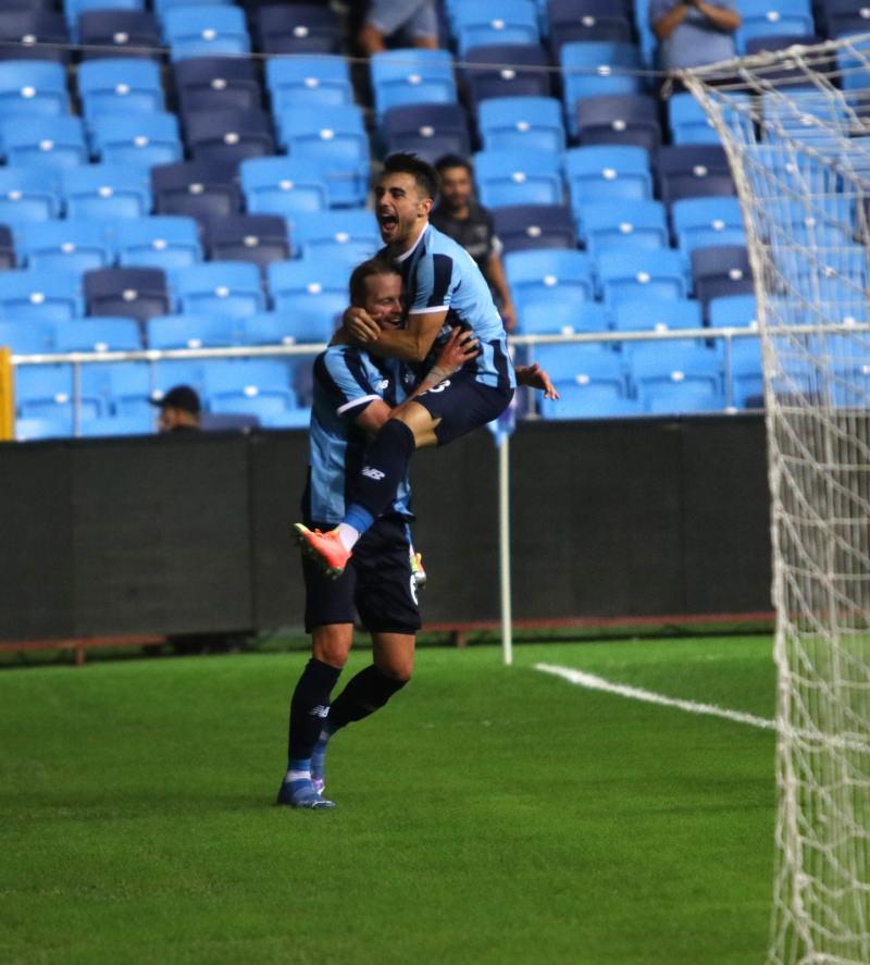 Adana Demirspor 3 puanla tanıştı