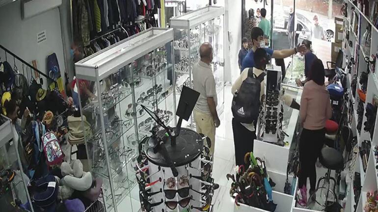 Akılalmaz olay! İndirim yapmadı diye tezgahtaki kıza çay döktü