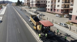 Aliağa Belediyesi 3 Ayda 18 Bin 500 Ton Sıcak Asfalt Serdi