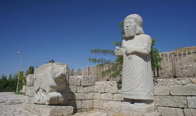 Arslantepe&#039;de bulunan 5 bin 621 yıllık mühür baskılarının izi sürülüyor