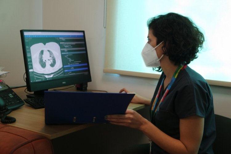 Bebeğini göremeden ölen annenin üzüntüsünü yaşayan doktordan aşı çağrısı