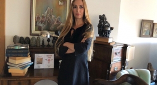 Begüm Fırat'tan kadınlardan ilham alan bir kitap