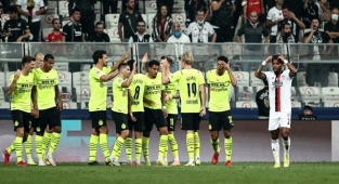 Beşiktaş kendi sahasında Borussia Dortmund'a 2-1 mağlup oldu