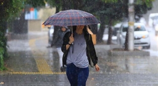 Bu geceden itibaren sıcaklıklar düşüyor kuvvetli yağış bekleniyor