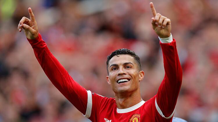 Ronaldo'nun dönüşü muhteşem oldu Portekizli yıldıza pankartlı protesto yapıldı