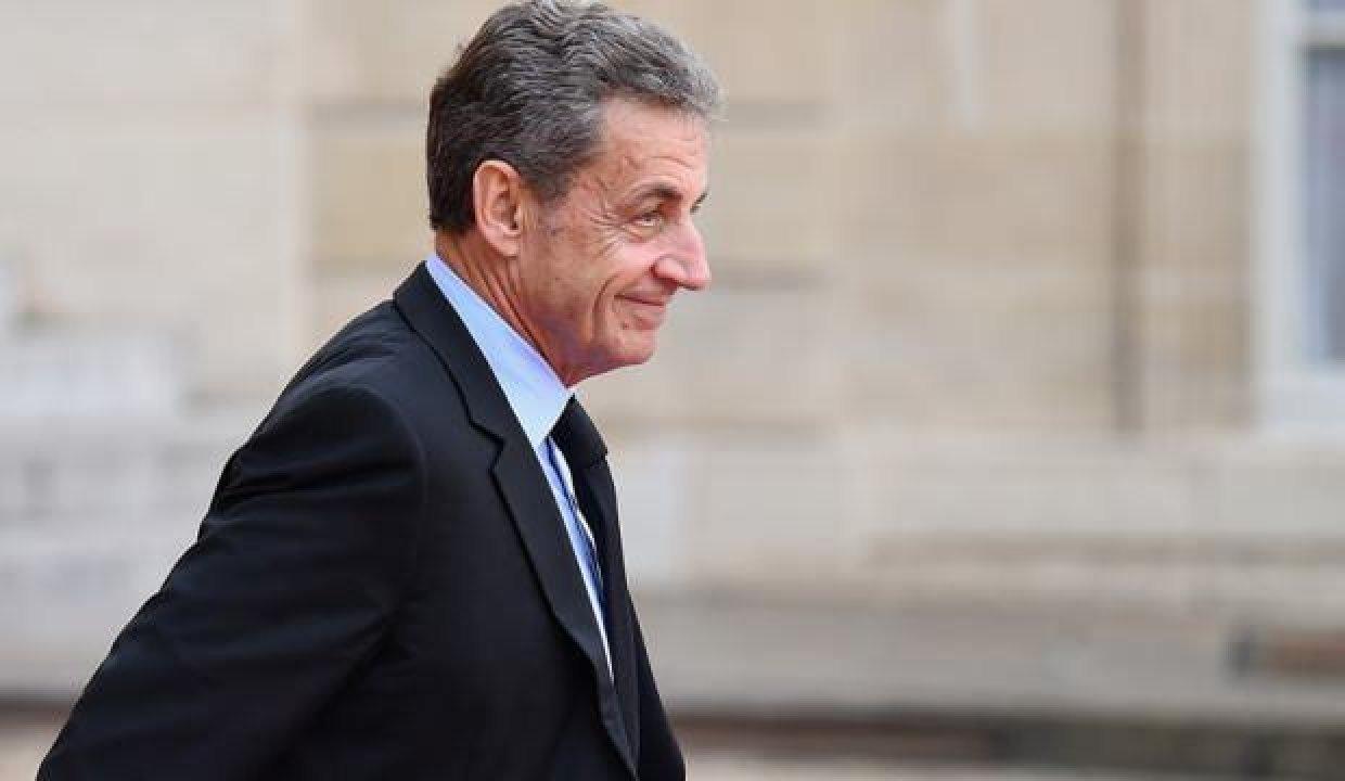 Eski Fransa Cumhurbaşkanı Sarkozy&#039;ye hapis şoku!