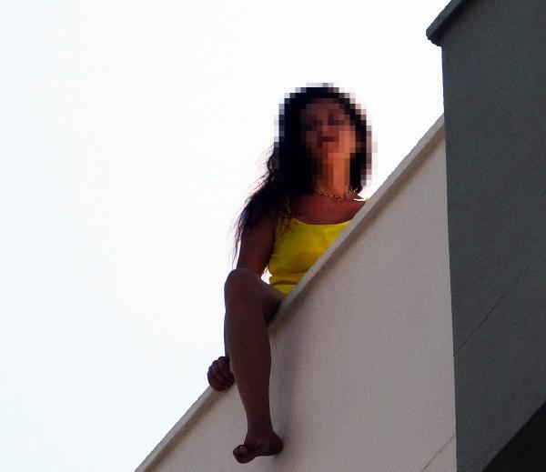 İcra takibine uğradığı iddiasıyla intihara kalkıştı