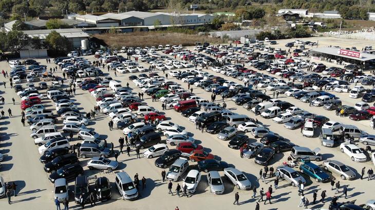 İkinci el online otoda fiyatlar yükseldi, satışlar azaldı