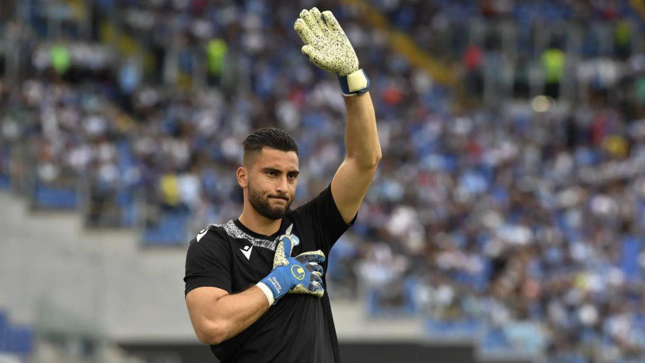 Lazio tribünlerinden Galatasaray maçı sonrası Strakosha&#039;ya destek