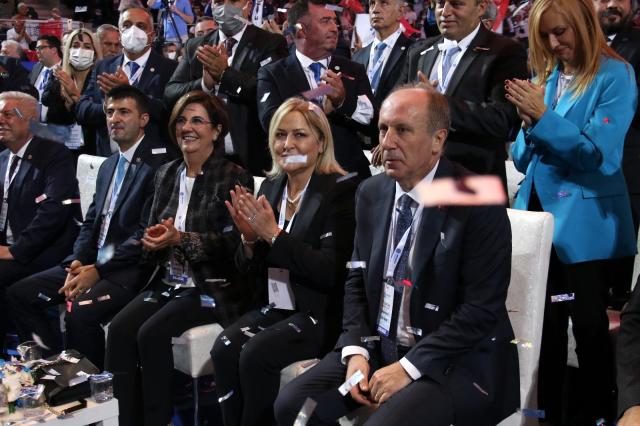 Memleket Partisi Genel Başkanı Muharrem İnce, cumhurbaşkanı adayı olacağını açıkladı