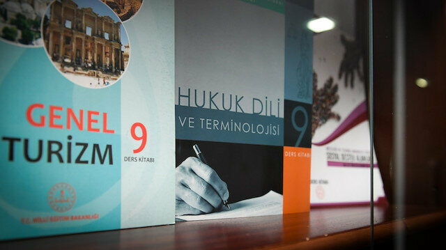 Milli Eğitim Bakanı Mahmut Özer açıkladı: Meslek ders kitaplarını da ilk kez 'ücretsiz kitap' kapsamına alındı