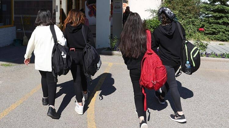 Pozitif vakalar sonrası eğitime ara verilen şehir ve okullar!