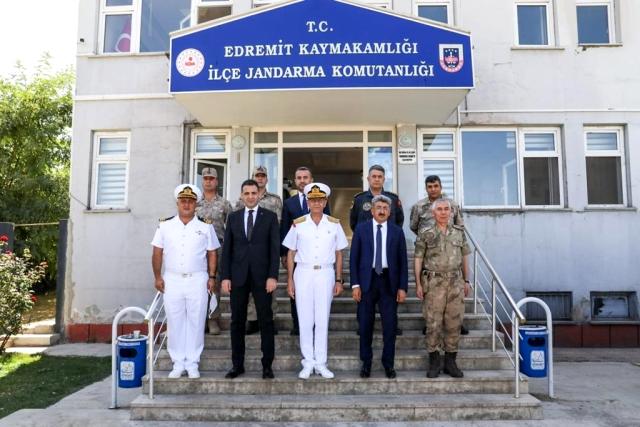 Sahil Güvenlik Komutanı Tümamiral kendir, Van'da