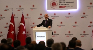 Son dakika... Bakan Gül: "Herkesin beklediği adaleti tesis etmek hepimizin boynunun borcudur"