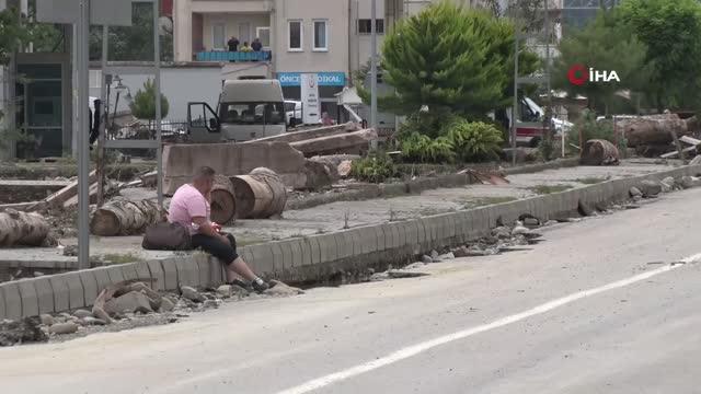 Son dakika kültür sanat: Ayancık Kaymakamı'ndan "Sel" şiiri