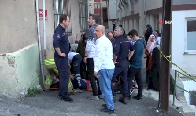 Eyüpsultan'da akıl almaz kaza, çay içen kadınlar saniyelerle ölümden kurtuldu.