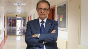 Mehmet Ceyhan, İngiltere'nin Türkiye'yi kırmızı listeden çıkarmasına sert çıktı: İyilik olsun diye yapmadılar