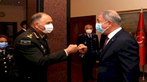 Son dakika haberleri: Milli Savunma Bakanı Akar, Azerbaycan Genelkurmay Başkanı Veliyev'i kabul etti