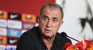 Teknik direktör Fatih Terim 3 puanla başlamak çok güzel bir şey