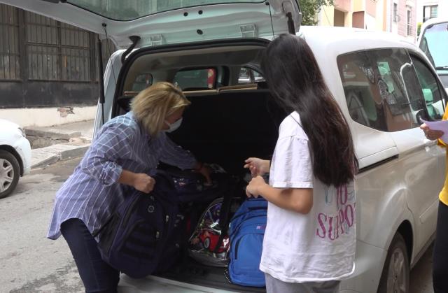 Tuzla Belediyesi'nden yüz yüze eğitim öncesi ihtiyaç sahibi ailelerin yüzünü güldüren kampanya