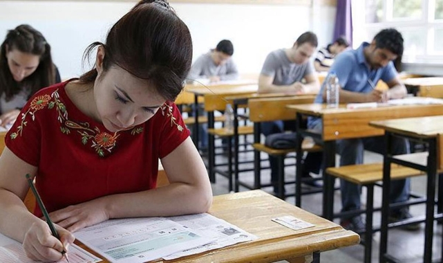 Yüz binlerce adayın beklediği 2021-Kamu Personel Seçme Sınavı sonuçları açıklandı