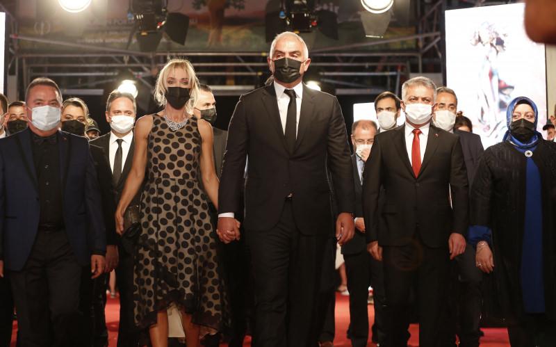 58. Antalya Altın Portakal Film Festivali'nde ödüller sahiplerini buldu