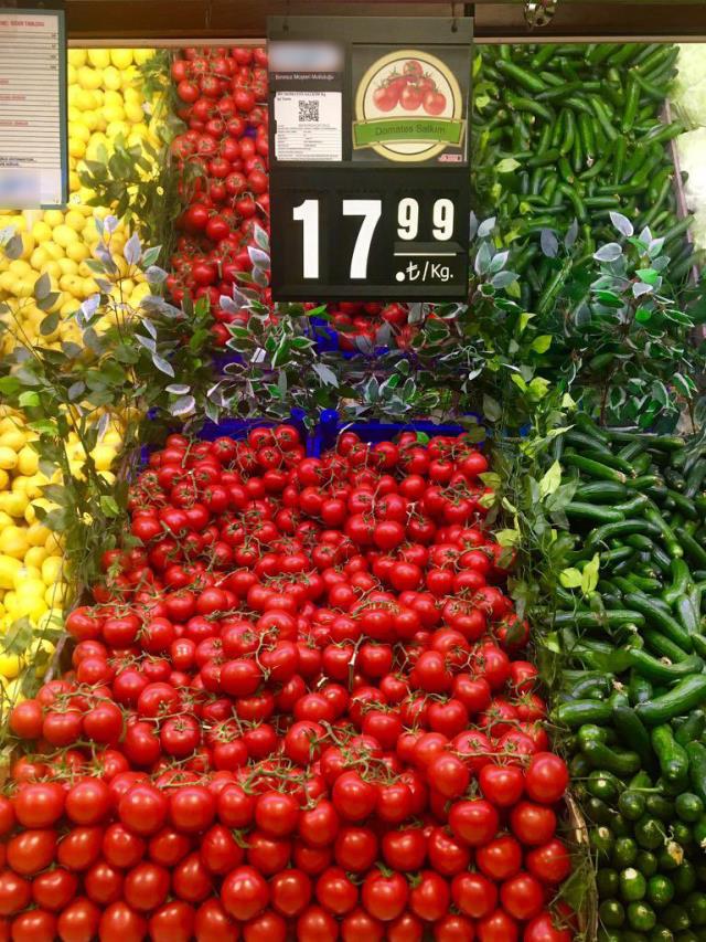 AK Partili milletvekili, 1 kilo domatesin 22.95 TL'ye satılmasını normal karşıladı