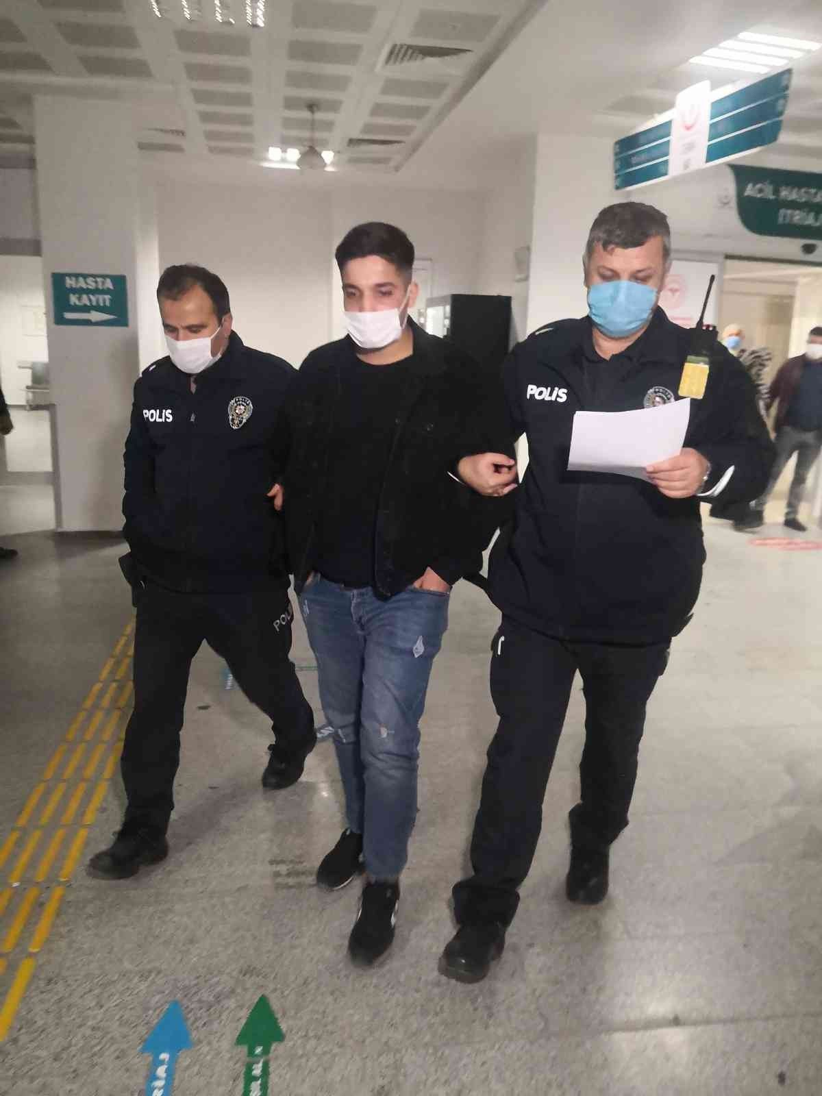 Aksaray'da gaspçı, bir kişiyi darbetti, bir bekçiyi de bıçakladı