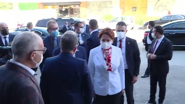 Akşener, Gelecek Partisi Genel Başkanı Davutoğlu'nu ziyaret etti