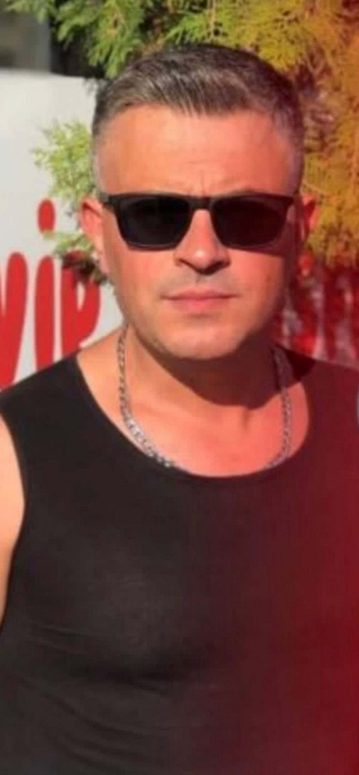 Antalya'da abdesti bozulan şahıs, köpek sahibini öldürdü