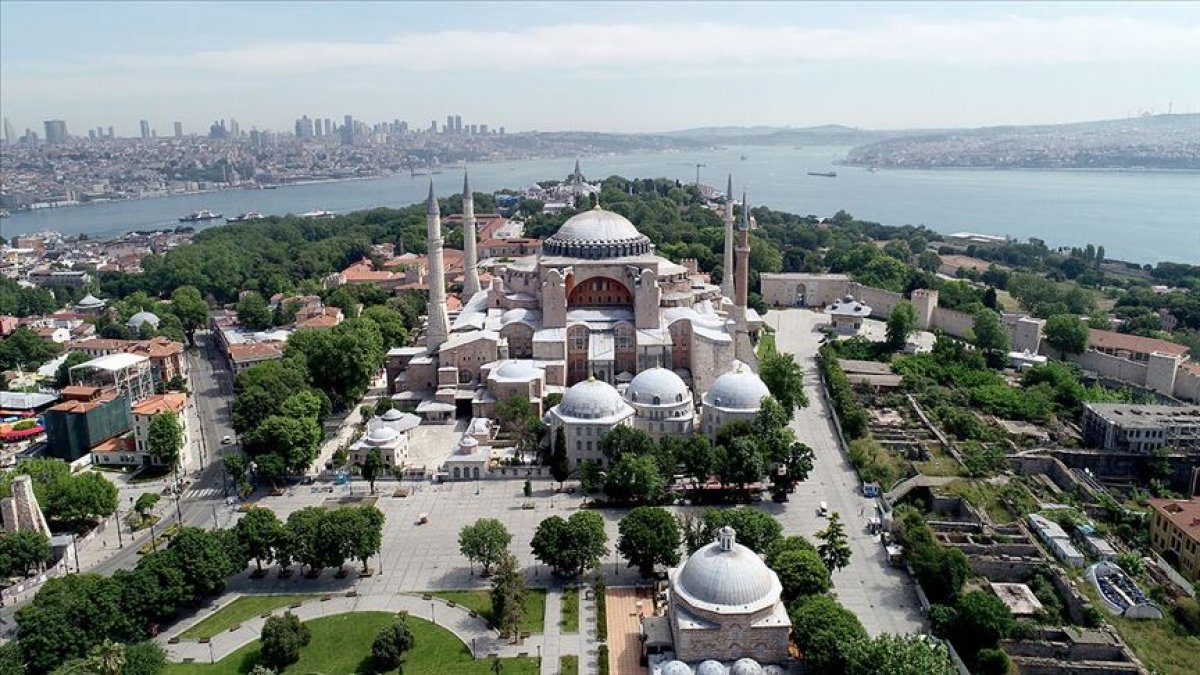 Ayasofya Camii'ni 3,5 milyondan fazla kişi ziyaret etti