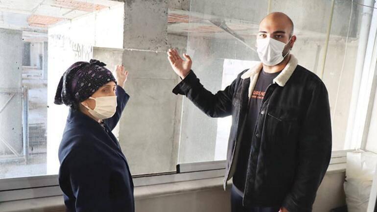 Bir garip inşaat hikayesi: Yeni yapılan bina diğer eve girdi