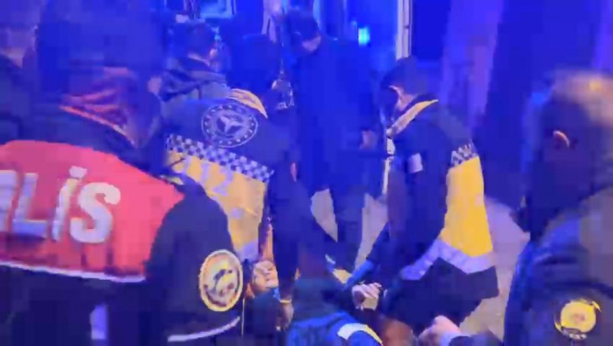 Eşi Kendisinden İzin Almadan Çarşıya Gitti Diye Kan Döktü!