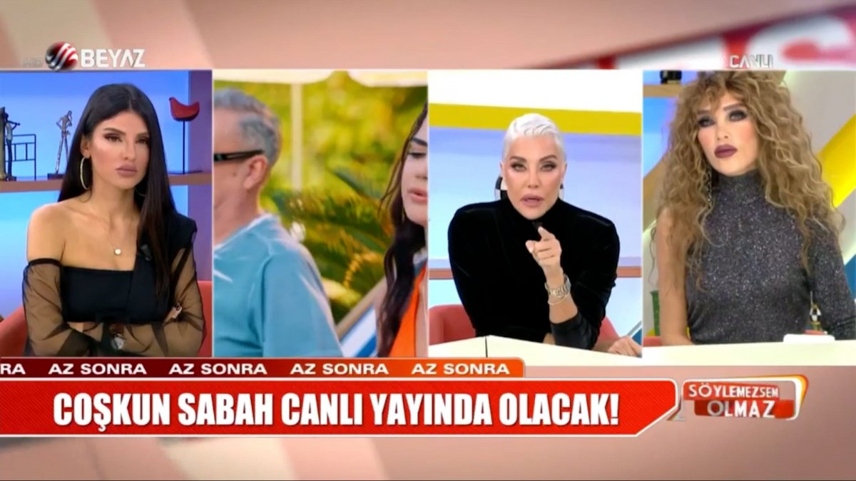 Deniz Akkaya'dan  Ece Ronay'a "SENİ İZLEYENLER, KARPUZUN İÇİN İZLİYOR"