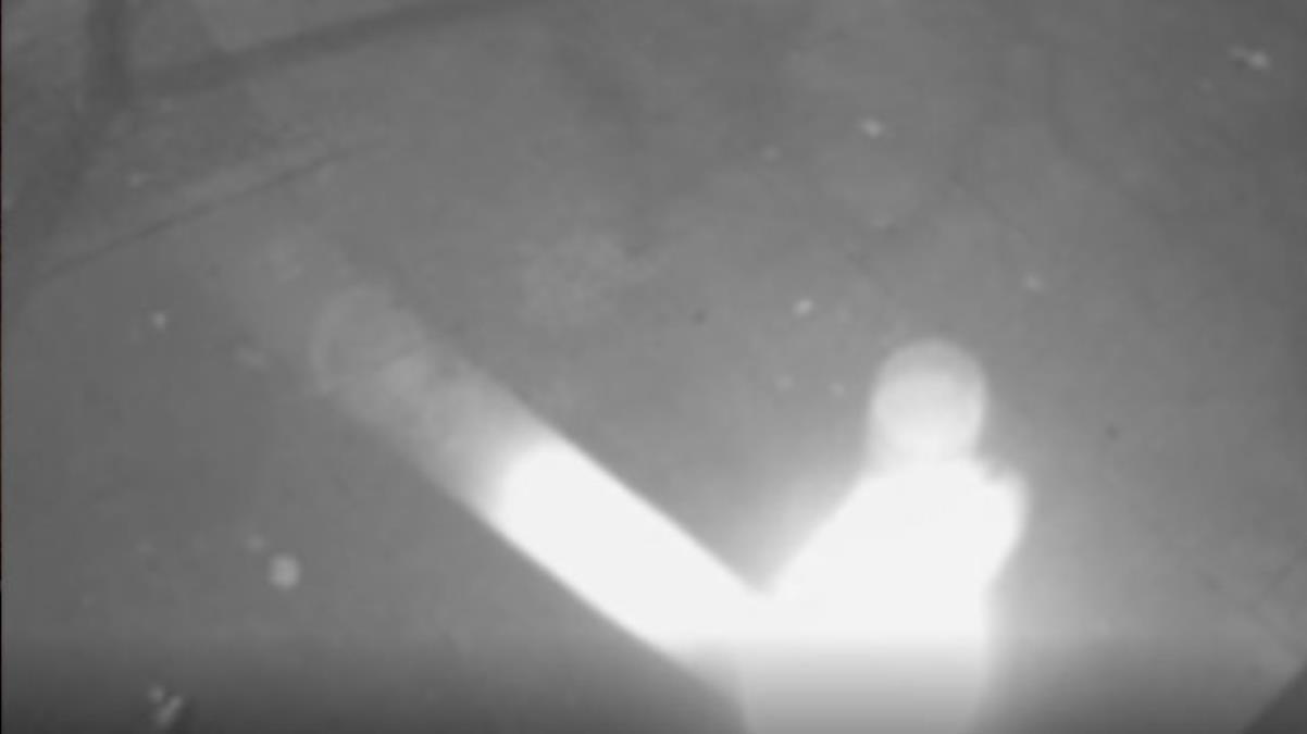 Dükkanın kamerasında tüyleri diken diken eden detay! Melek benzeri parıltı görenleri korkuttu