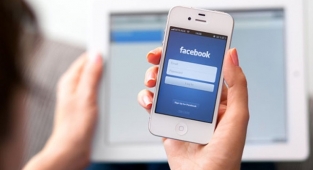 Facebook WhatsApp ve Instagram'daki erişim krizinin ardından Facebook'tan açıklama geldi