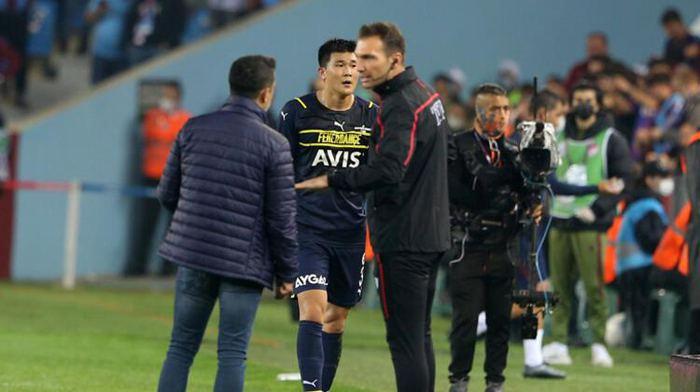 Fenerbahçeli Kim Min-Jae'nin kırmızı kart görmesi Güney Kore'de manşetlere çıktı!