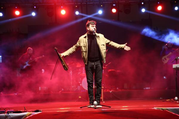 Güngören'de Ekin Uzunlar rüzgarı esti