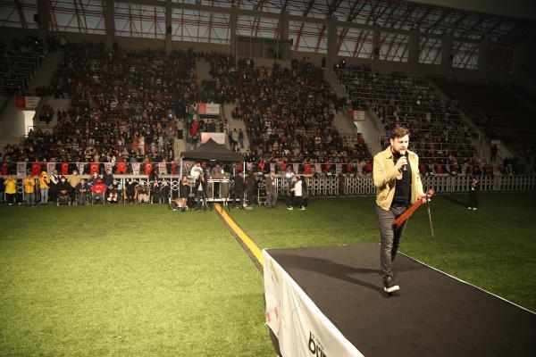 Güngören'de Ekin Uzunlar rüzgarı esti