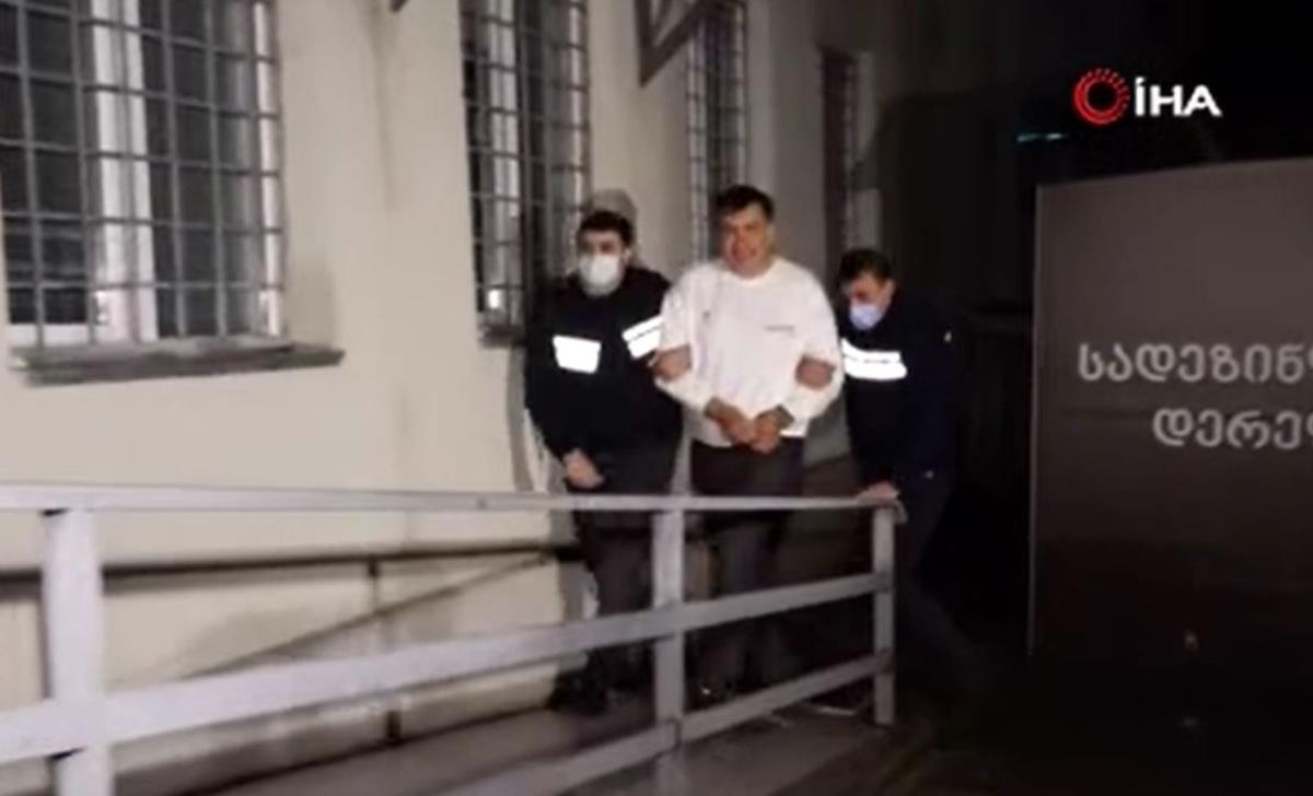 Gürcistan halkı yerel seçim için sandık başında